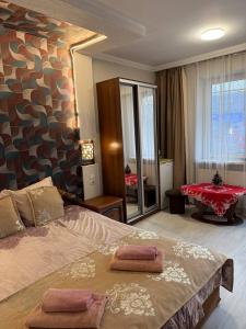 En eller flere senge i et værelse på Villa Magnat + 112 billeder