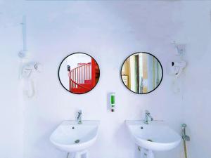 Et badeværelse på Coller Chinatown + 53 billeder