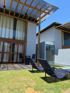 En have udenfor Bangalo beira-mar Praia do Frances