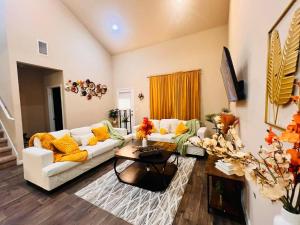 Gallery image of Spacious Kyle Home Games King Bed Yard in Kyle