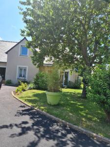 En have udenfor Maison avec grand jardin clos