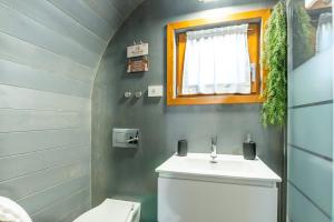 Koupelna v ubytování Agriturismo Scuderia della Valle + 33 fotografií