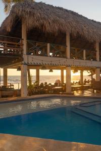 Swimmingpoolen hos eller tæt på Olas Permanentes El Zonte