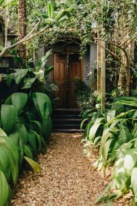 En have udenfor My Home Villa + 50 billeder