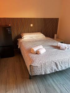 En eller flere senge i et værelse på Coliving Leon + 48 billeder