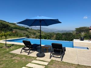 Hồ bơi trong/gần Casa Vacacional