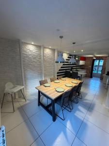 Afbeelding uit fotogalerij van Au cœur de pont in Pont-Sainte-Maxence