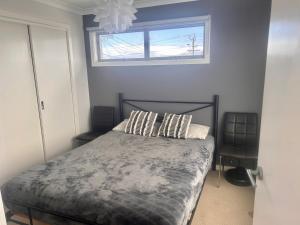 Postel nebo postele na pokoji v ubytování Modern Furnished Home in Altona Meadows, 20min CBD, 5min Beach