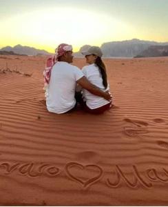Afbeelding uit fotogalerij van RUM MOON lUXURY CAMP in Wadi Rum