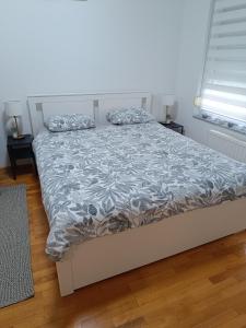 En eller flere senge i et værelse på Studio apartman - Sweet&Little