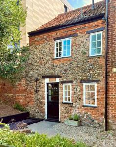 Budova, kde se prázdninový dům nachází