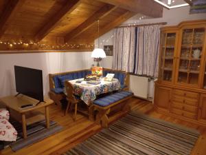 Et opholdsområde på Ferienwohnung Buchner | Chiemgau Karte