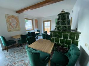 Afbeelding uit fotogalerij van frankys cafe in Bärenstein