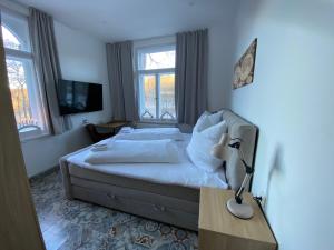 Afbeelding uit fotogalerij van frankys cafe in Bärenstein +18 foto's