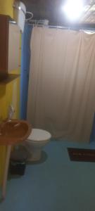 Koupelna v ubytování De la rosa y el canto de los pájaros + 38 fotografií