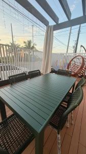 Ban công/sân hiên tại Beira-Mar Sofisticado com Vista Mar e Piscina 02