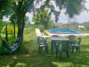 Swimmingpoolen hos eller tæt på El Paraiso + 14 billeder