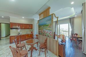 Køkken eller tekøkken på Khách Sạn Sunrise Đà Lạt