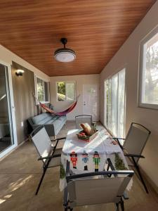 Posezení v ubytování Aldayah Tiny Village