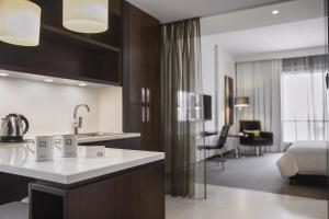 Posezení v ubytování Centro Shaheen Jeddah by Rotana