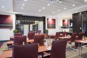 Posezení v ubytování Centro Shaheen Jeddah by Rotana + 23 fotografií