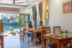 Posezení v ubytování Hidden Lake By Vista Stays