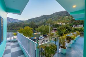 Nespecifikovaný výhled na hory nebo výhled na hory při pohledu z hotelu