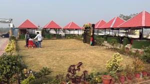 Gallery image of Nature View Resort in Maheshmunda