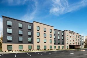 een afbeelding van de buitenkant van een gebouw bij StudioRes by Marriott, Newnan in Newnan