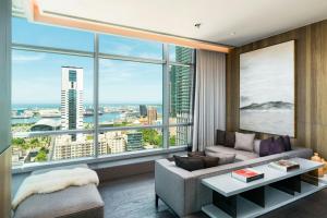 Posezení v ubytování THE AMNIS, a Luxury Collection Hotel, Kaohsiung