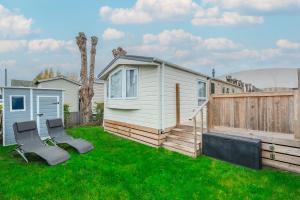 Budova, kde se prázdninový areál nachází