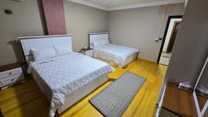 Photo de la galerie de l'établissement Skyline luxury hotel apartments 5 mins from Cairo Airport, au Caire