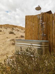 a showerificialificialificialificialificialificialificialificialificialificialificialificialificialificial at DESERT Ezuz in ‘Ezuz