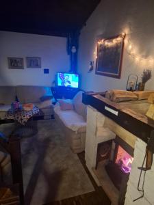 Et tv og/eller underholdning på Šumska kuća Atina - Devojački Bunar