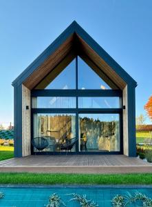 Hồ bơi trong/gần NALAS domki z widokiem