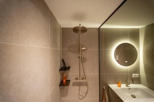 Et badeværelse på De Duindoorn + 6 billeder