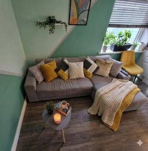 Posezení v ubytování Beautiful Brighton Apartment, 5min walk to beach