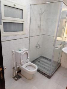 Et badeværelse på Zamalek cosy house + 7 billeder