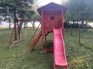 Sân chơi trẻ em tại NeuHaus Apartman