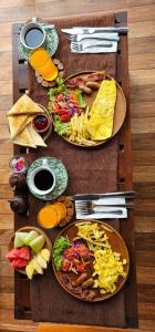 Mad på hotellet eller i nærheden