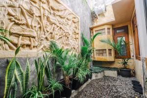 Zahrada ubytování Daffodil House Proper Guest House Near Malioboro