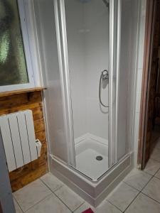 Et badeværelse på Terra-Crystal + 80 billeder