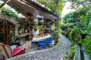 Vườn quanh Signature Home Pool & Panoramic Terrace