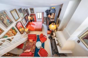 Khu vực ghế ngồi tại Signature Home Pool & Panoramic Terrace