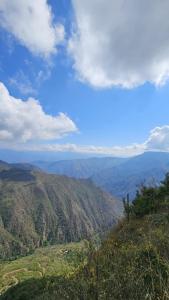 Naturlandskabet i nærheden af feriehuset + 87 billeder