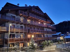 Nespecifikovaný výhled na hory nebo výhled na hory při pohledu z apartmánu