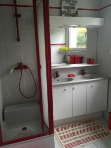 Koupelna v ubytování Vue exceptionnelle sur le port - REVE DE MER