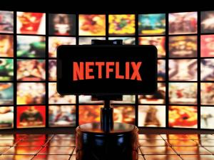 Et tv og/eller underholdning på Chateau isigny "Boutique" & Séjour Romantique & Charme