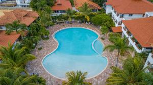 Swimmingpoolen hos eller tæt på Luxury 1 BR at Paraiso Residence Bayahibe