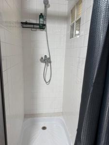 Koupelna v ubytování Charmante petite maison avec jardin